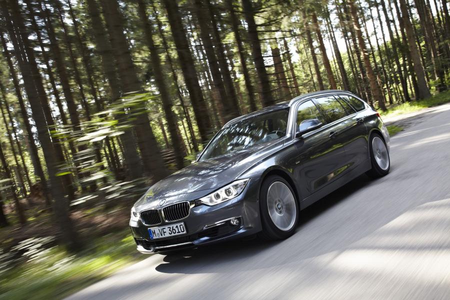  BMW 328i Touring Luxury 2012 года  (фото 188 из 200)